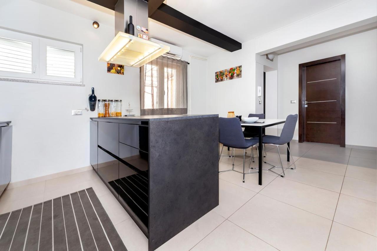 Apartment Cave 罗维尼 外观 照片