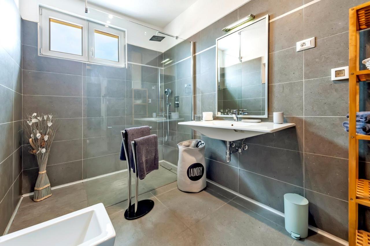 Apartment Cave 罗维尼 外观 照片